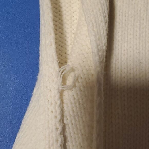 Vintage Old Navy Sleeveless V Neck Sweater - Picture 7 of 8